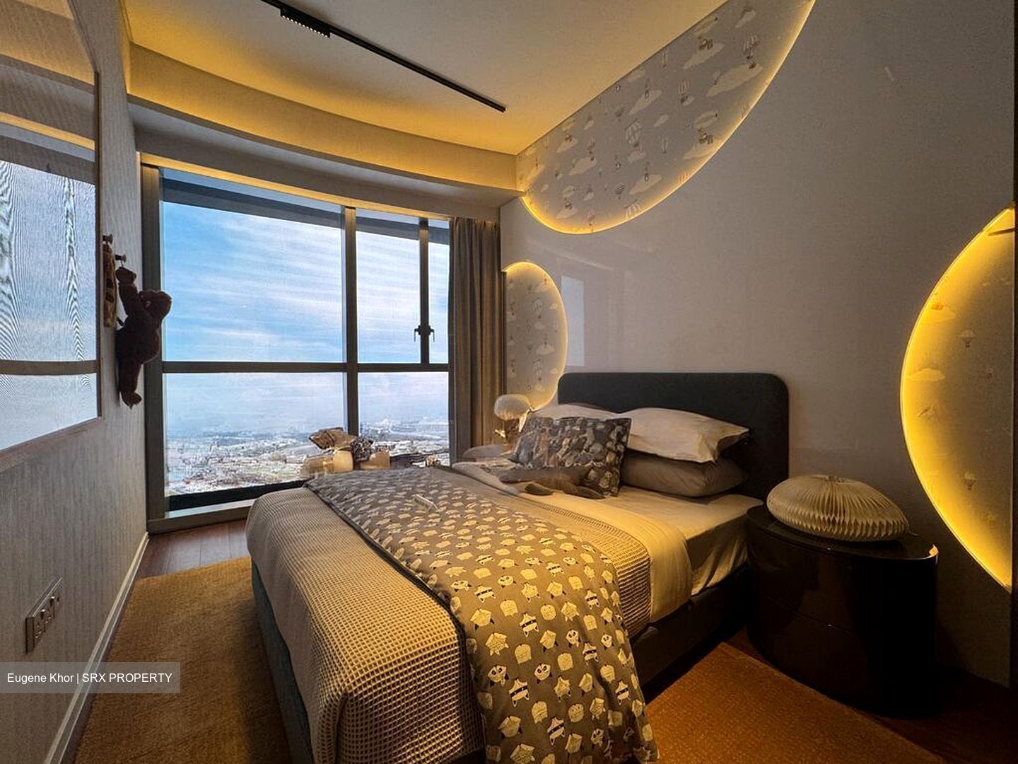 Shenton Way (D2), Condominium #524693521